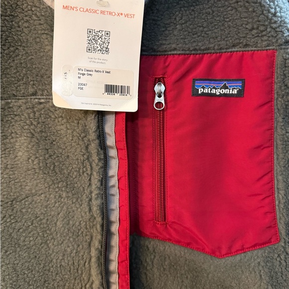 Patagonia Men’s Classic Retro-X Vest - Picture 2 of 4